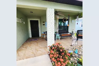 11 SE Flamenco Way, Port Saint Lucie, FL 34952 - Photo 5