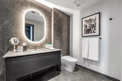 20 NE 11th Street #4805, Miami, FL 33132 - Photo 17