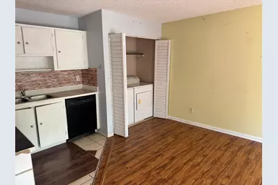637 Executive Center Drive #N205, West Palm Beach, FL 33401 - Photo 19