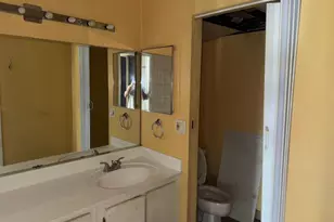 637 Executive Center Dr, West Palm Beach, FL 33401 - Photo 15