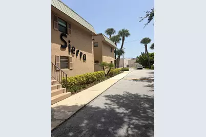 1021 SE Monterey Road #1-17, Stuart, FL 34994 - Photo 5
