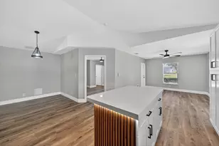 351 NW 8th Ave, Delray Beach, FL 33444 - Photo 7