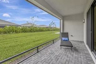 12557 SW Rain River Dr, Port Saint Lucie, FL 34987 - Photo 11