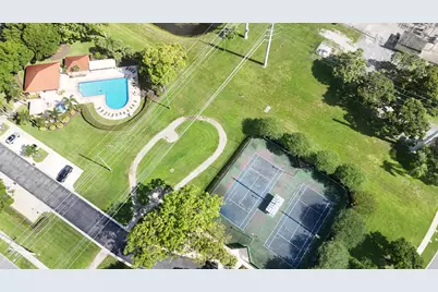 1919 Hartford Court, West Palm Beach, FL 33409 - Photo 21