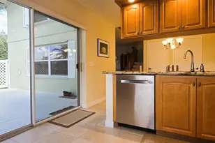 1919 Hartford Ct, West Palm Beach, FL 33409 - Photo 7