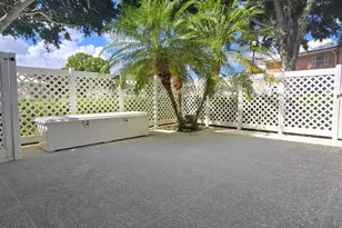 1919 Hartford Ct, West Palm Beach, FL 33409 - Photo 3