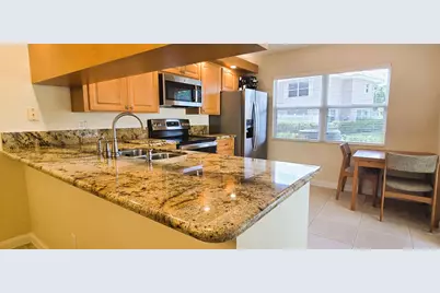 1919 Hartford Court, West Palm Beach, FL 33409 - Photo 9
