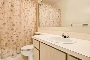 1919 Hartford Ct, West Palm Beach, FL 33409 - Photo 15
