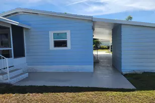 8215 Caper Ln, Port Saint Lucie, FL 34952 - Photo 43