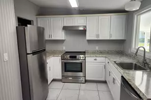 8215 Caper Ln, Port Saint Lucie, FL 34952 - Photo 5