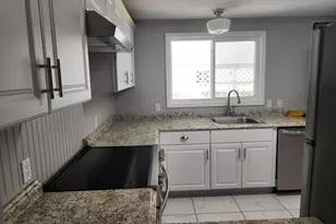 8215 Caper Ln, Port Saint Lucie, FL 34952 - Photo 11
