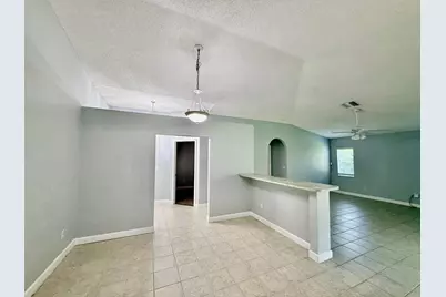 5707 Silver Oak Drive, Fort Pierce, FL 34982 - Photo 13