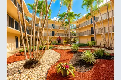 5370 Las Verdes Circle #304, Delray Beach, FL 33484 - Photo 3