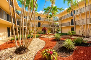 5370 Las Verdes Cir, Delray Beach, FL 33484 - Photo 3