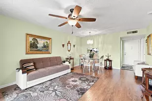 5370 Las Verdes Cir, Delray Beach, FL 33484 - Photo 7
