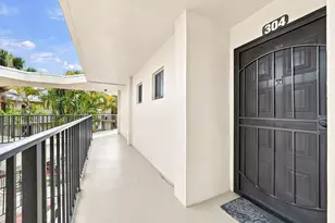 5370 Las Verdes Cir, Delray Beach, FL 33484 - Photo 21