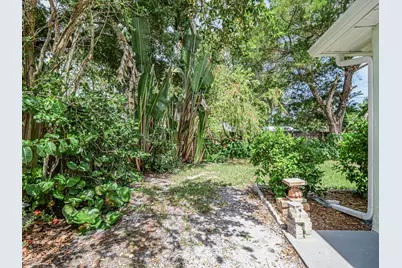 425 Banyan Street, Sebastian, FL 32958 - Photo 25