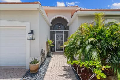 1618 SE Shelburnie Way, Port Saint Lucie, FL 34952 - Photo 3