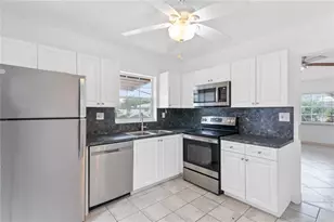 242 Neptune Ave, Lauderdale by the Sea, FL 33308 - Photo 5