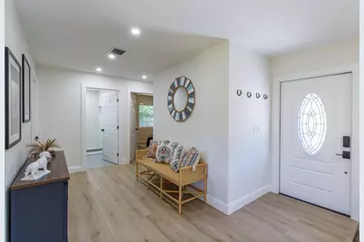 16932 W Aintree Drive W, The Acreage, FL 33470 - Photo 11