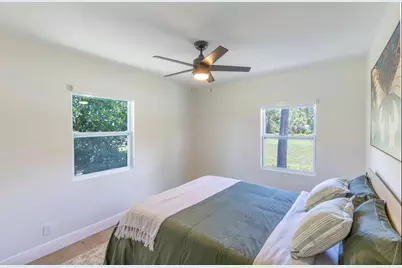16932 W Aintree Drive W, The Acreage, FL 33470 - Photo 17
