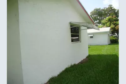 1611 NW 82nd Terrace, Plantation, FL 33322 - Photo 3