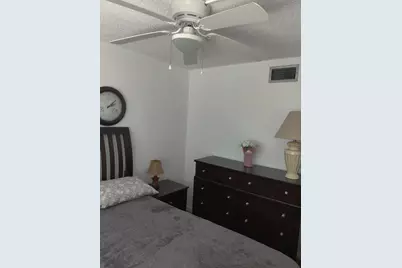 225 Bonnie Boulevard #405, Palm Springs, FL 33461 - Photo 15