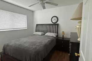 225 Bonnie Blvd, Palm Springs, FL 33461 - Photo 13