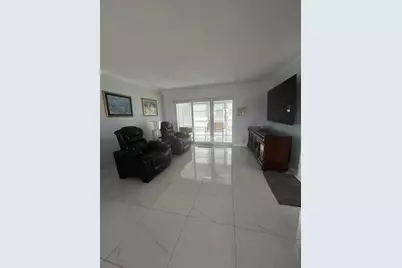 225 Bonnie Boulevard #405, Palm Springs, FL 33461 - Photo 29