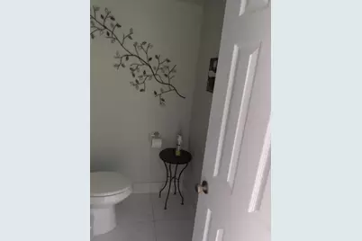 225 Bonnie Boulevard #405, Palm Springs, FL 33461 - Photo 21