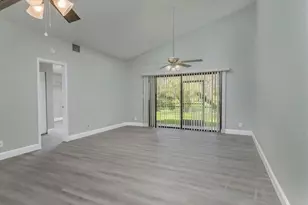 454 Lakeview Dr, Weston, FL 33326 - Photo 3