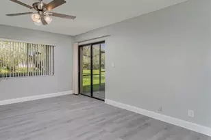 454 Lakeview Dr, Weston, FL 33326 - Photo 11