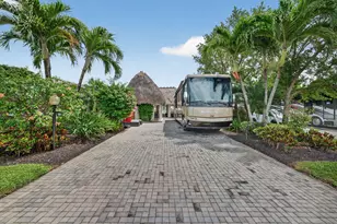 382 Sundial Cir, Margate, FL 33068 - Photo 3
