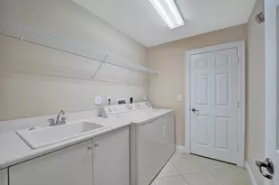 18062 SW 41st St, Miramar, FL 33029 - Photo 43