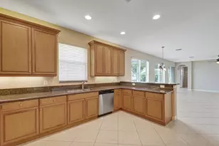 18062 SW 41st St, Miramar, FL 33029 - Photo 15