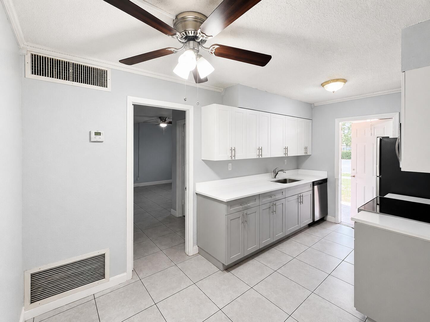 1001 SW 74th Ave #101a - 1001 SW 74th Ave #101a, North Lauderdale, FL 33068 Luxury Property | Jose Angel Pina