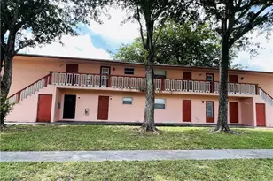 1001 SW 74th Ave, North Lauderdale, FL 33068 - Photo 19