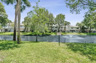 201 SW 3rd St, Pompano Beach, FL 33060 - Photo 25