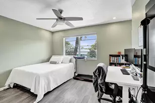 201 SW 3rd St, Pompano Beach, FL 33060 - Photo 33