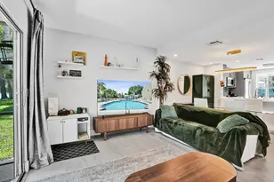 201 SW 3rd St, Pompano Beach, FL 33060 - Photo 15