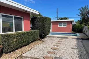 616 NE 11th Ave, Pompano Beach, FL 33060 - Photo 3