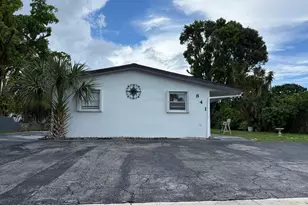 841 NW 39th St, Oakland Park, FL 33309 - Photo 1