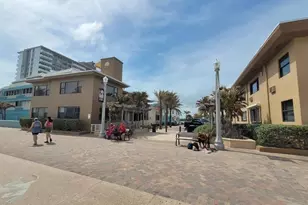 302 New Hampshire St, Hollywood, FL 33019 - Photo 5