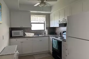 302 New Hampshire St, Hollywood, FL 33019 - Photo 3