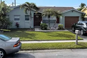 22251 SW 61st Ave, Boca Raton, FL 33428 - Photo 1