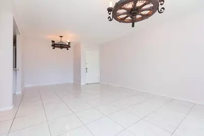 895 N Village Drive N #204, Saint Petersburg, FL 33716 - Photo 11