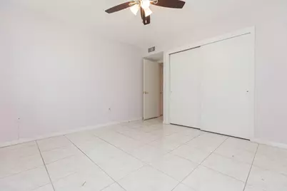 895 N Village Drive N #204, Saint Petersburg, FL 33716 - Photo 23