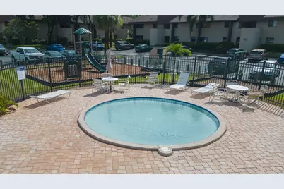895 N Village Drive N #204, Saint Petersburg, FL 33716 - Photo 39