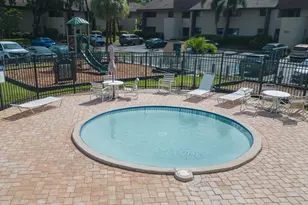 895 N Village Dr N, Saint Petersburg, FL 33716 - Photo 39