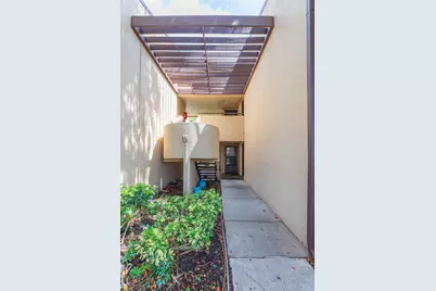 895 N Village Drive N #204, Saint Petersburg, FL 33716 - Photo 33